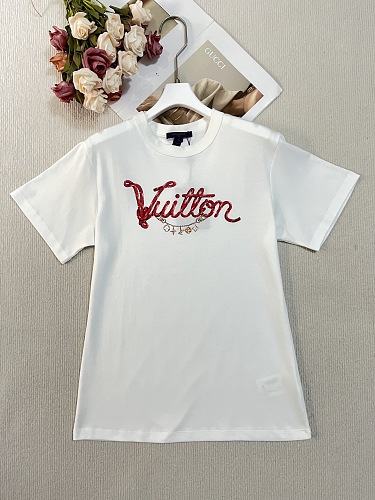 Tee from Scarlettluxury