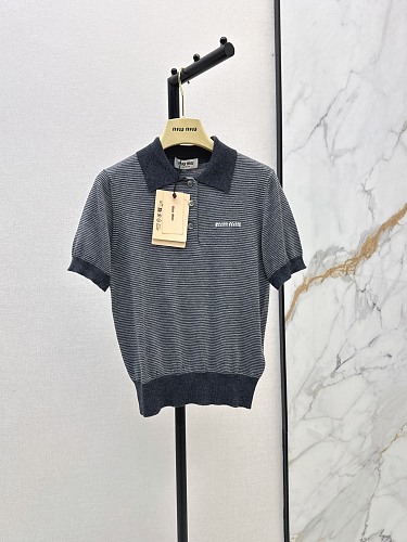 Sweater from Scarlettluxury