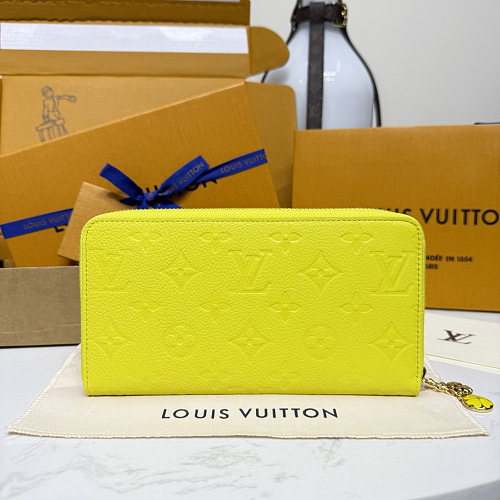 Wallet from Scarlettluxury