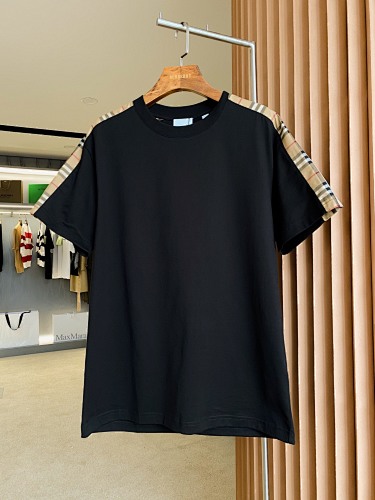 Tee from Scarlettluxury