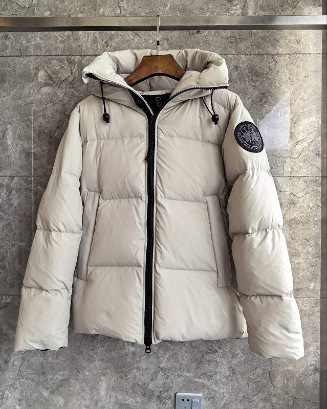 Down jacket from Scarlettluxury