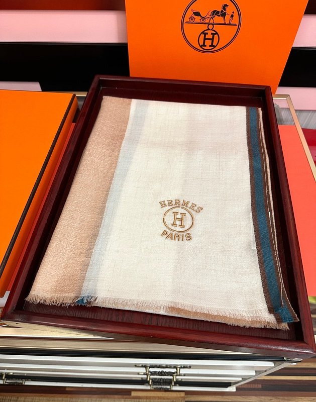 Scarf from Scarlettluxury