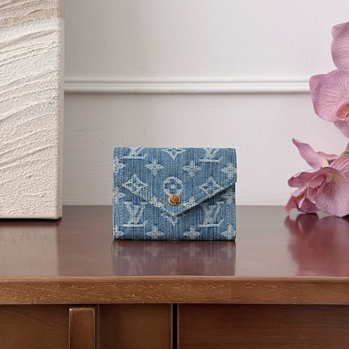 Louis Vuitton wallet
