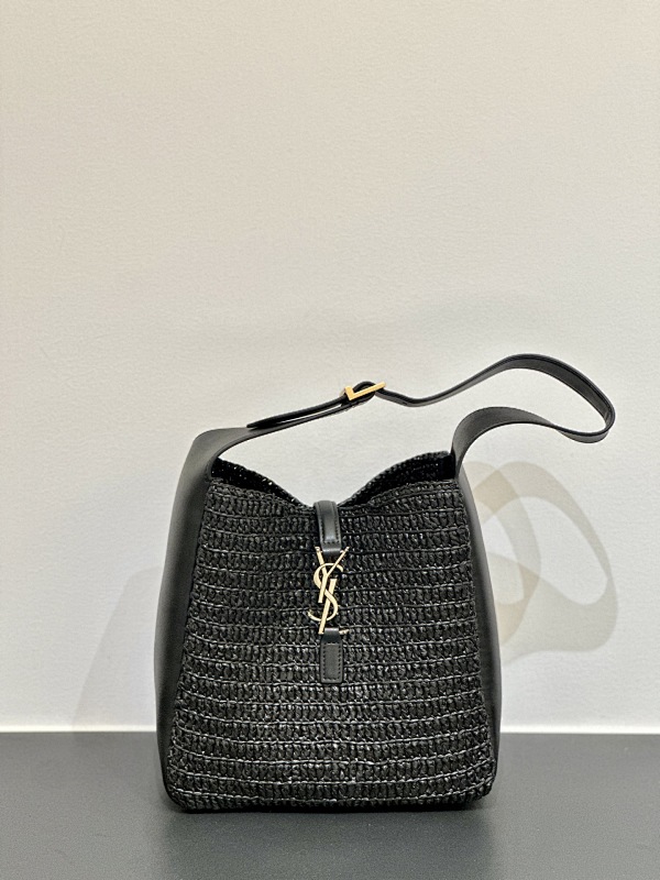 Shoulder bag from Scarlettluxury