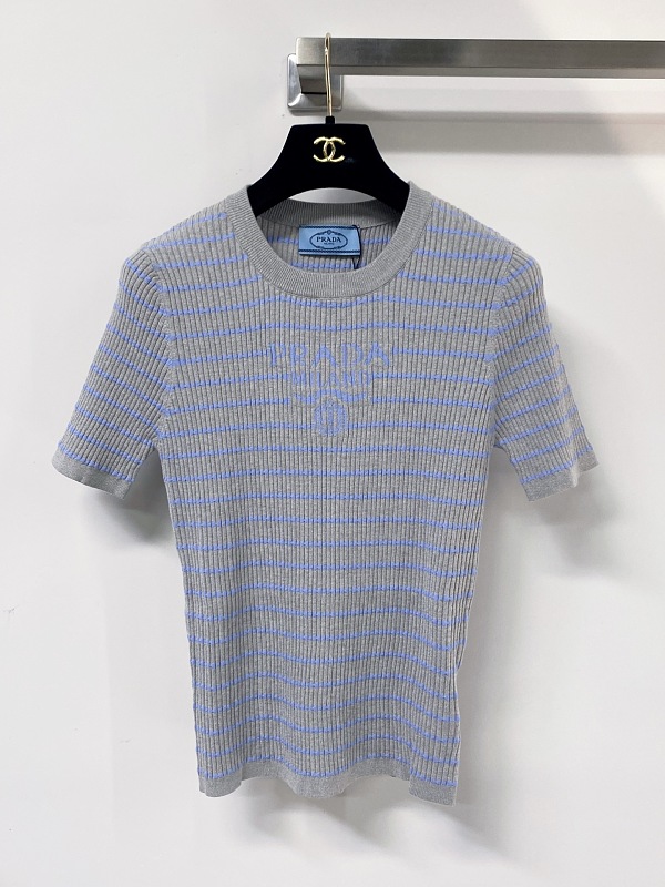 Tee from Scarlettluxury