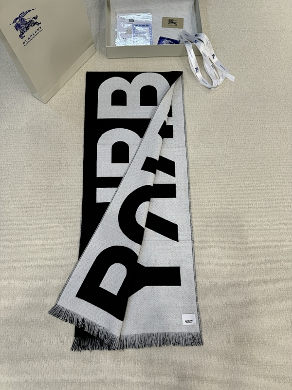 Scarf from Scarlettluxury