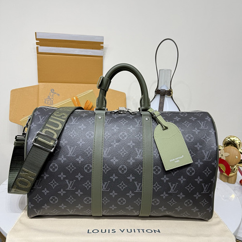 Travel bag from Scarlettluxury