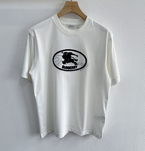 Tee from Scarlettluxury