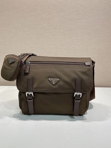 Messenger bag from Scarlettluxury