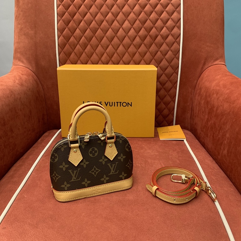 Louis Vuitton card holder