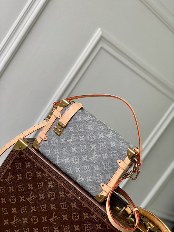 Louis Vuitton travel bag