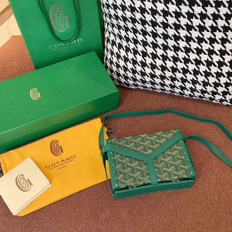 Goyard bag
