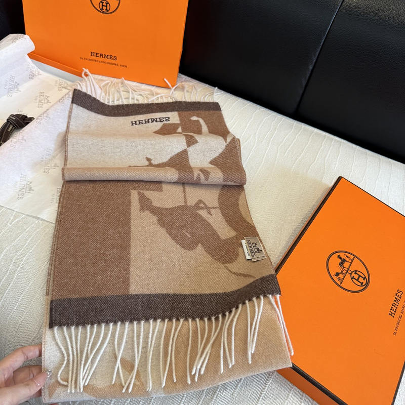 Scarf from Scarlettluxury