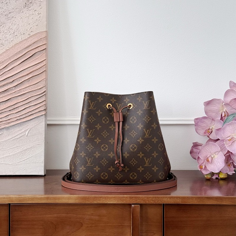 Louis Vuitton crossbody bag