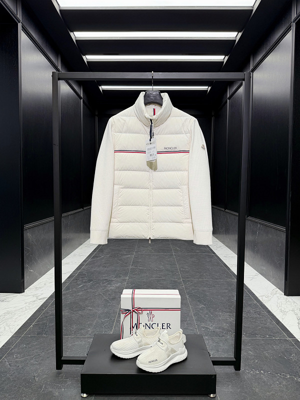 Shopping bag from Scarlettluxury