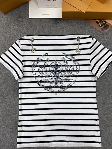 Tee from Scarlettluxury
