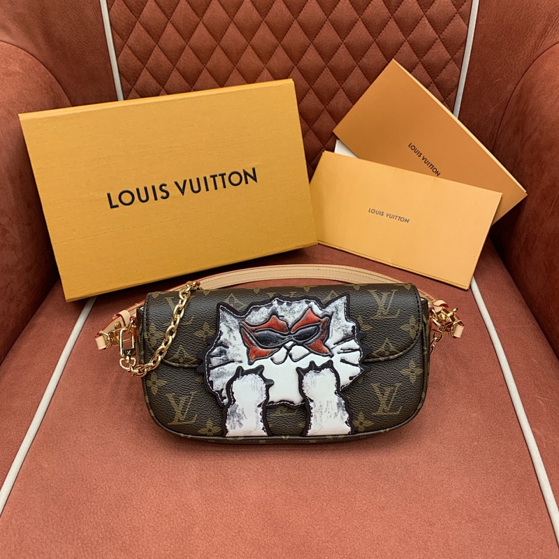 Louis Vuitton crossbody bag