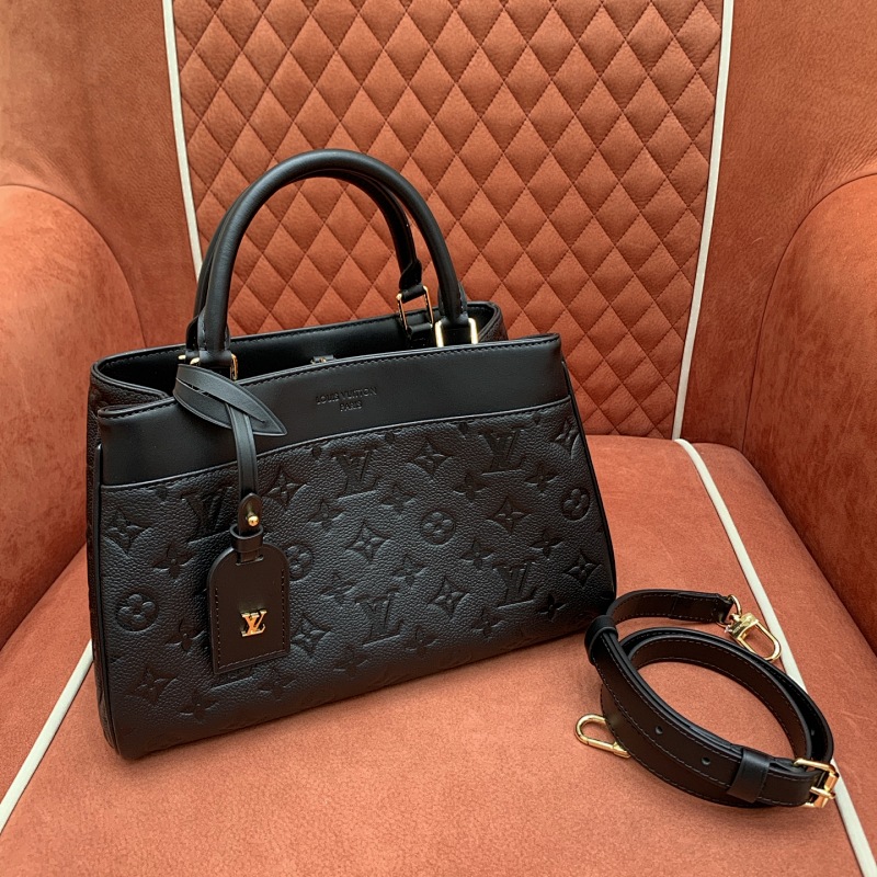 Louis Vuitton crossbody bag