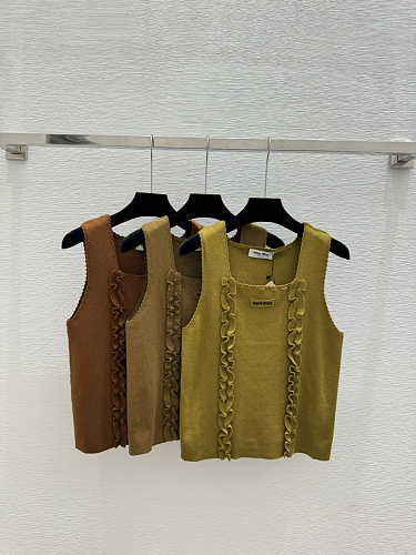 Sweater from Scarlettluxury
