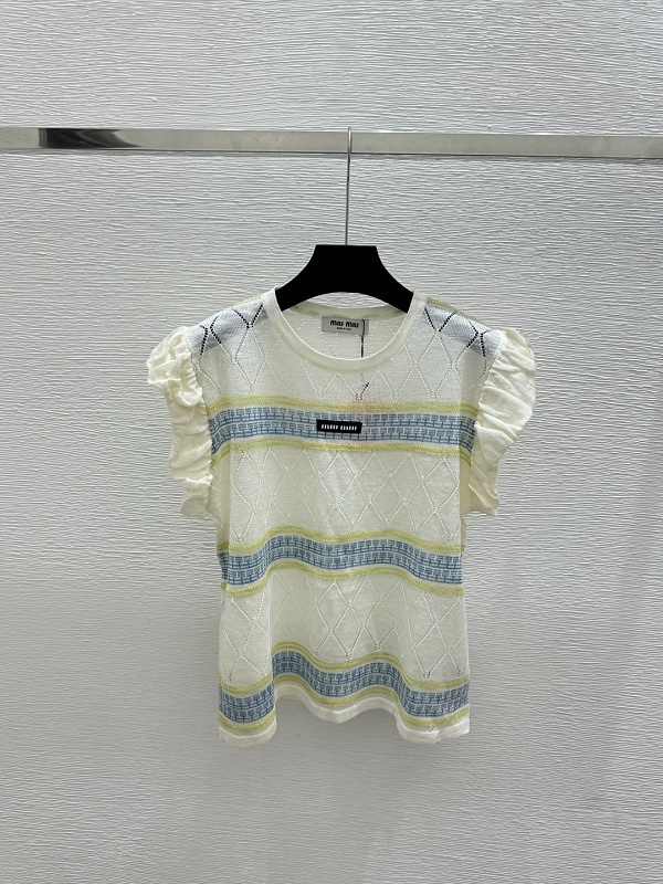 Sweater from Scarlettluxury