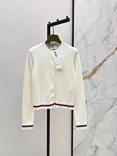 Sweater from Scarlettluxury