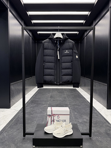 Shopping bag from Scarlettluxury