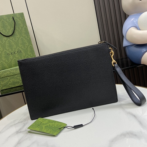 Gucci clutch