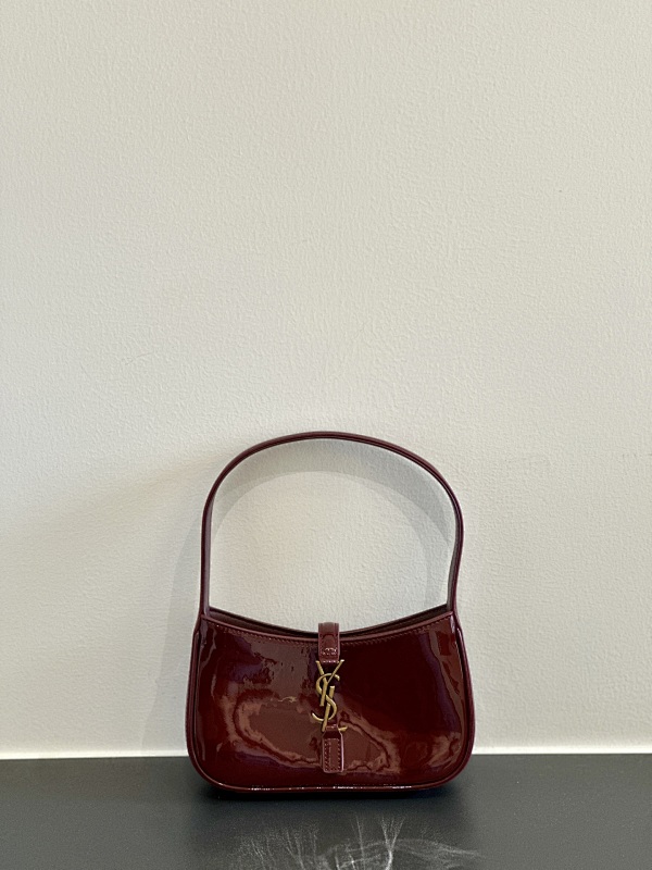 Shoulder bag from Scarlettluxury