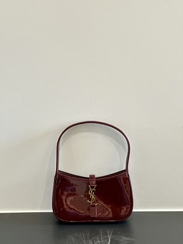Shoulder bag from Scarlettluxury