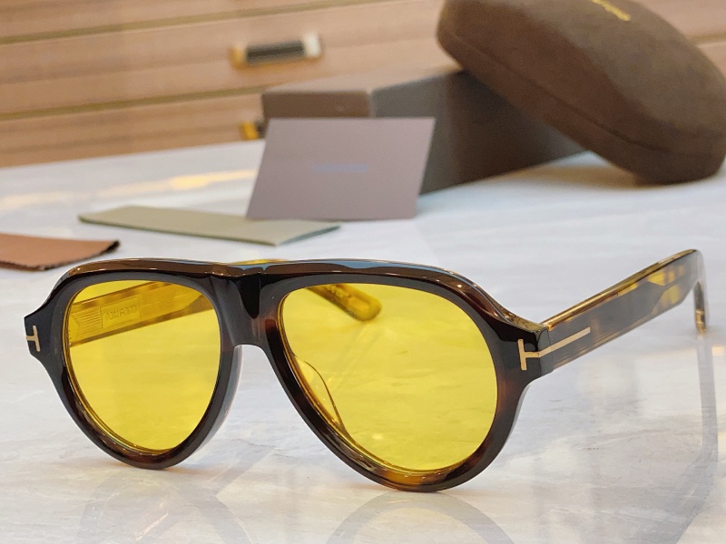 Glasses from Scarlettluxury