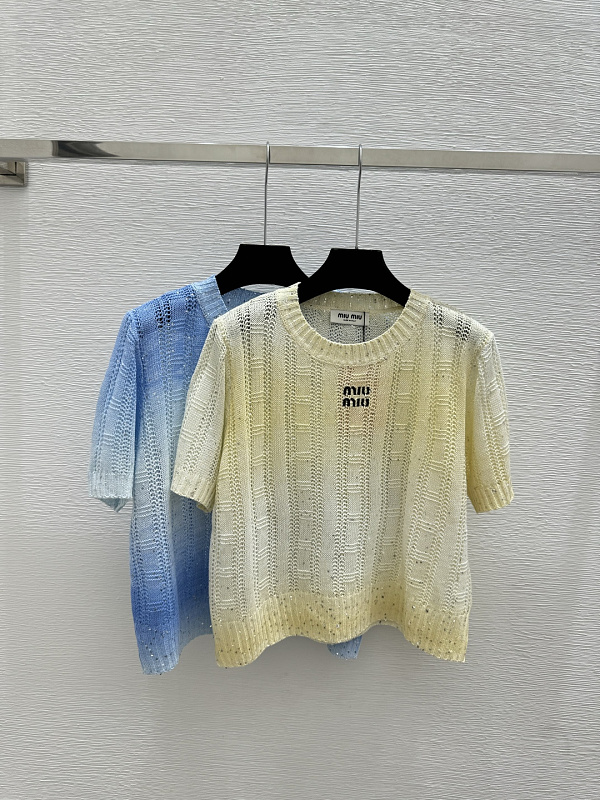 Sweater from Scarlettluxury