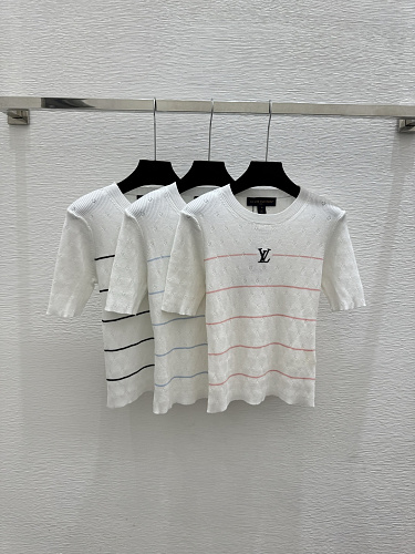 Sweater from Scarlettluxury