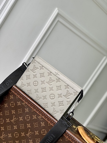 Louis Vuitton card holder