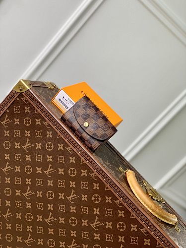 Coin purse from Scarlettluxury