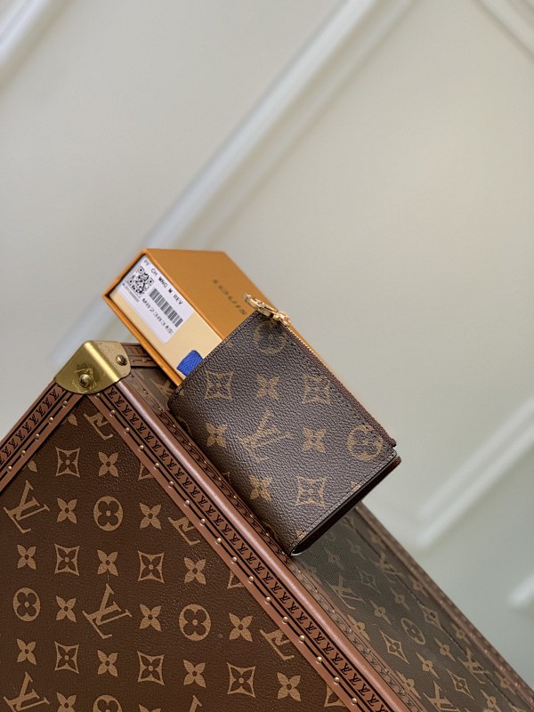 Clutch from Scarlettluxury