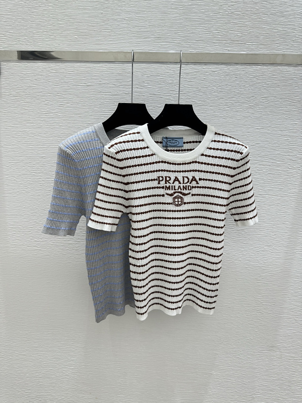 Sweater from Scarlettluxury
