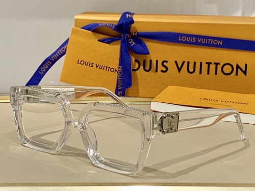 Glasses from Scarlettluxury