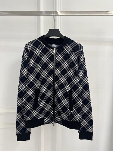 Sweater from Scarlettluxury