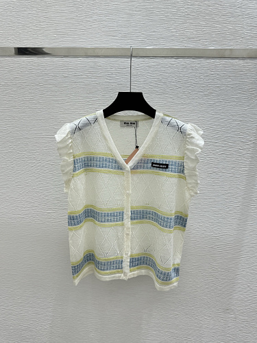 Sweater from Scarlettluxury