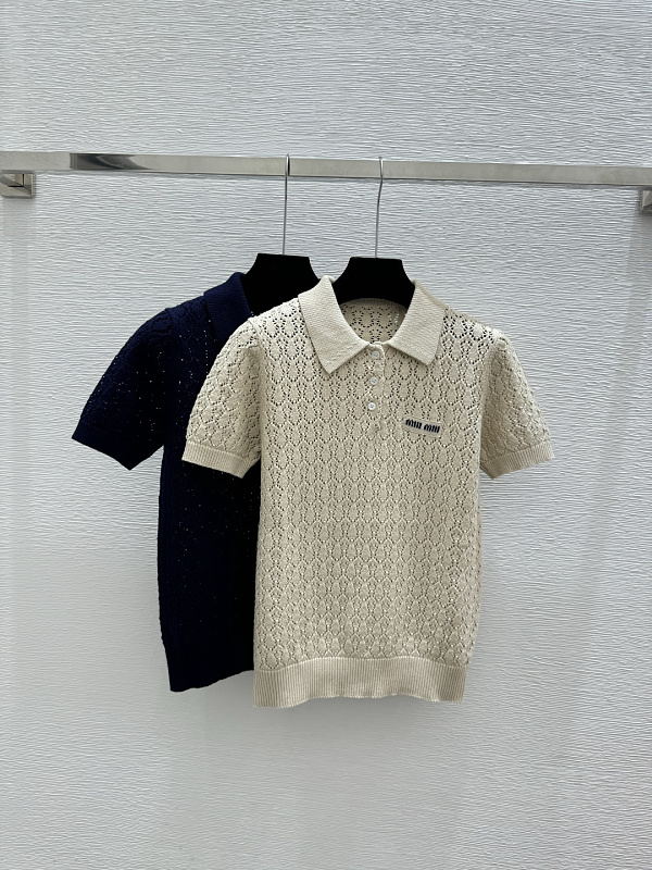 Sweater from Scarlettluxury