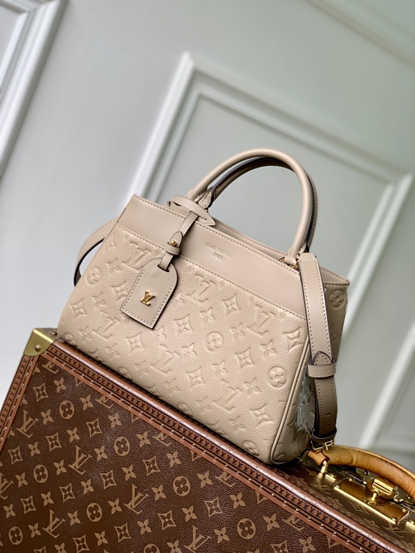Balenciaga tote bag