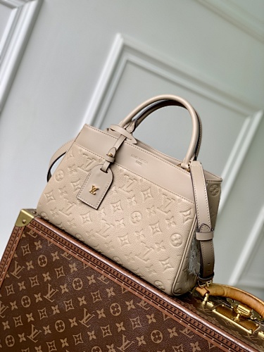 Balenciaga tote bag