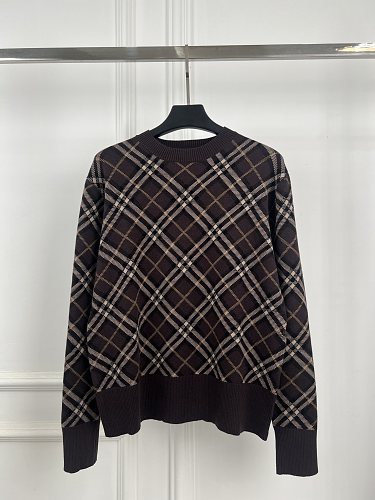 Sweater from Scarlettluxury