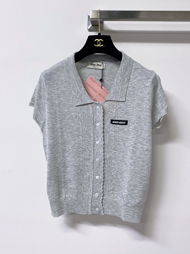 Tee from Scarlettluxury