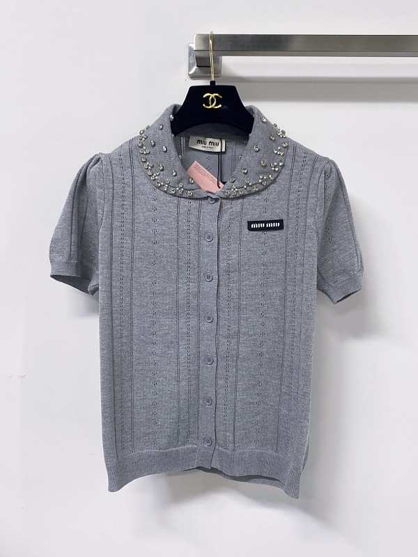 Tee from Scarlettluxury