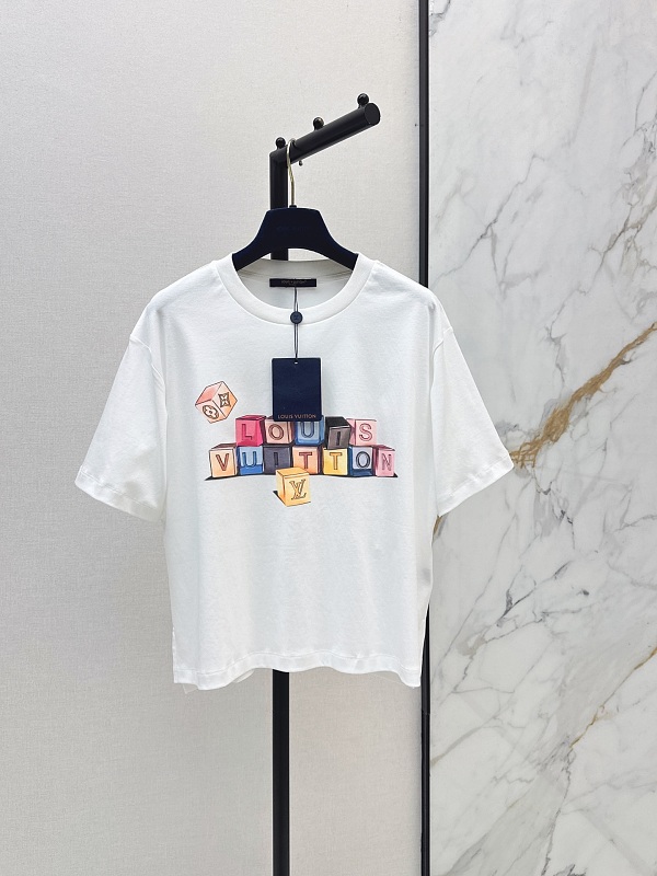 Tee from Scarlettluxury