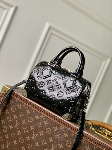 Louis Vuitton crossbody bag