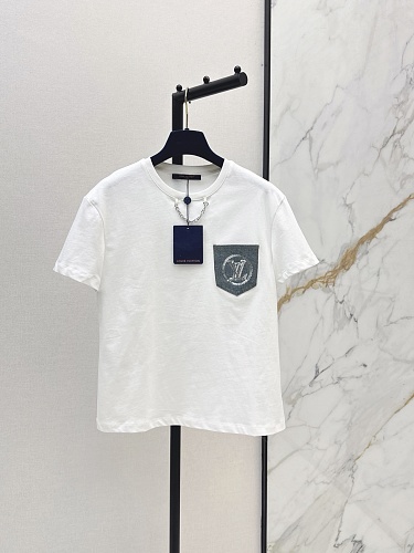 Tee from Scarlettluxury