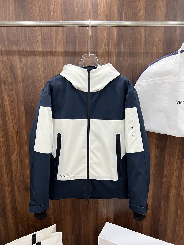 Down jacket from Scarlettluxury