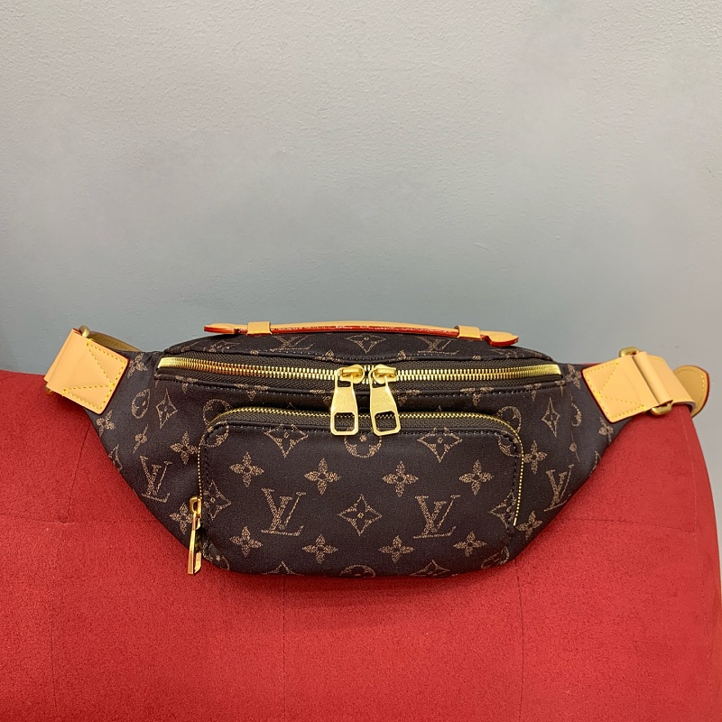Belt bag from Scarlettluxury